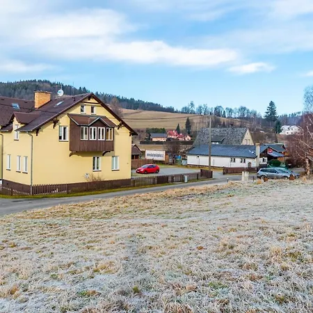 Jasmína V Jeseníkách Karlovice (Moravia-Silesia)